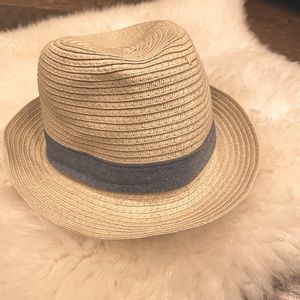 Good condition chambray fedora.